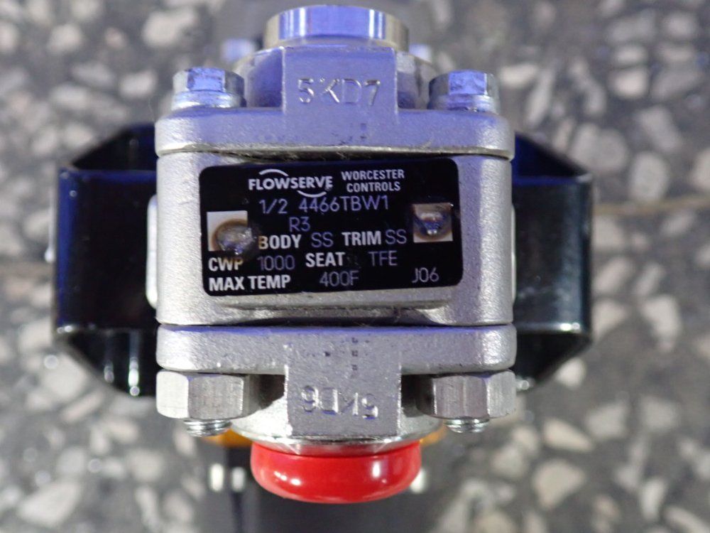 Flowserve Pneumatic Actuator - 10 39 Sn