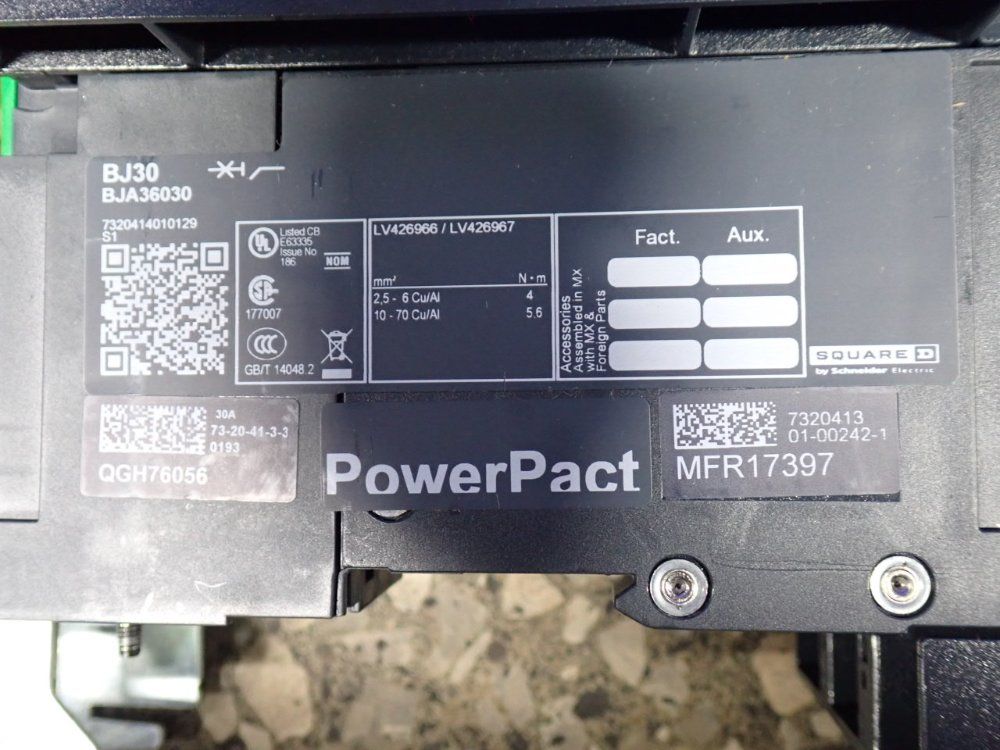 Square D 30 Amp Circuit Breaker - Bja36030