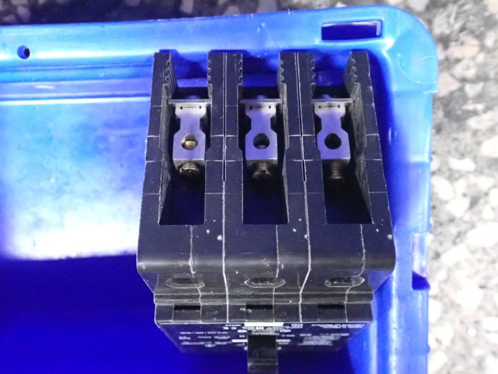 Square D 30 Amp Circuit Breaker - Bja36030