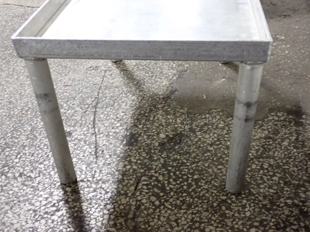 16"x24"x14" Aluminum Stand