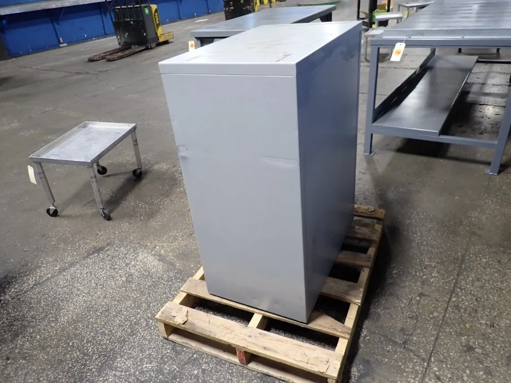 30"x18"x39" File Cabinet