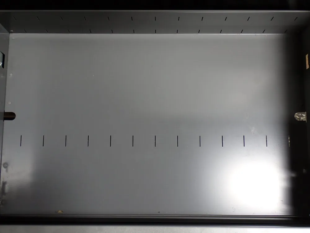 30"x18"x39" File Cabinet