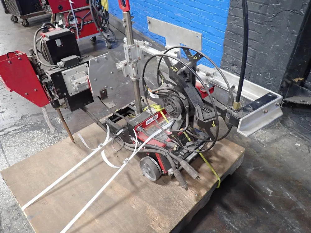 Lincoln Electric Cruiser Submerged Arc Welding Tractor - Cruiser U3048-1