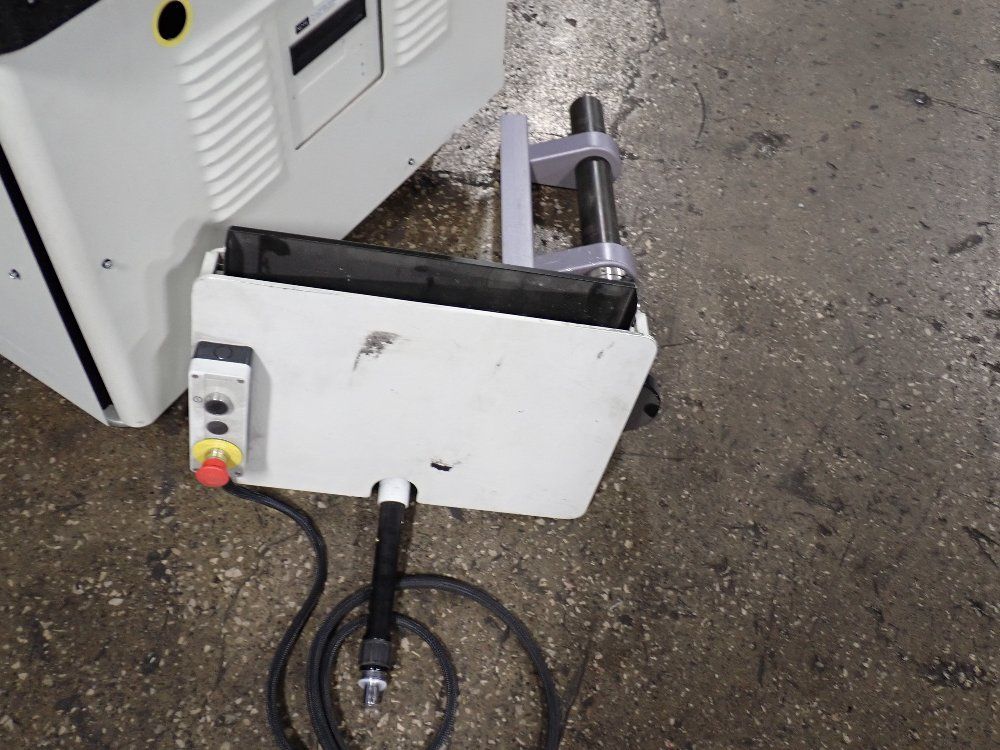 View Table 24x20 Cmm - Summit 600