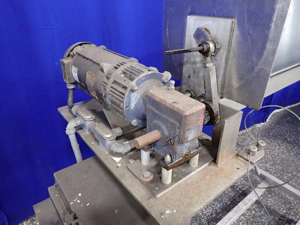 Fedco 33" X 13 1/2" Mixer - Sa32ca