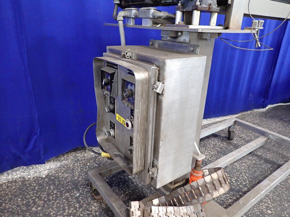 Fedco 33" X 13 1/2" Mixer - Sa32ca