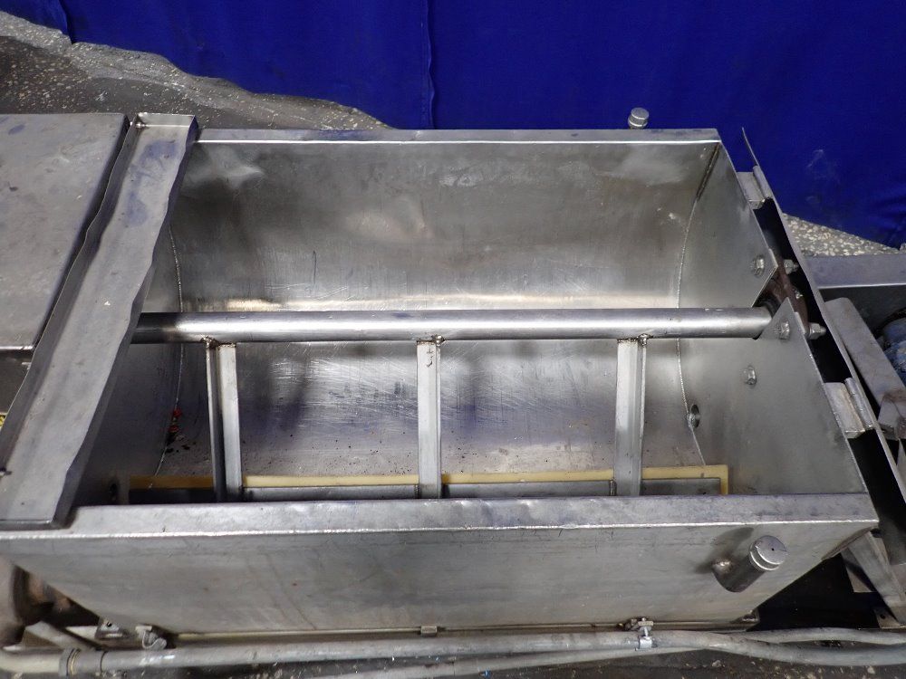 26 1/2" X 37 1/2" Mixer