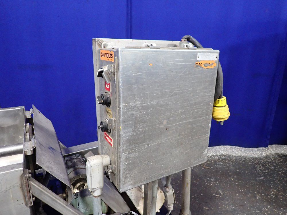 26 1/2" X 37 1/2" Mixer