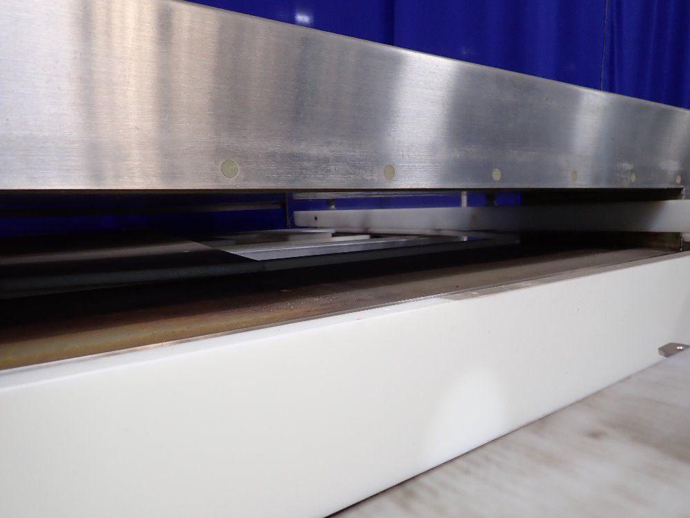 Fortress Technology 49" X 65" Metal Detector