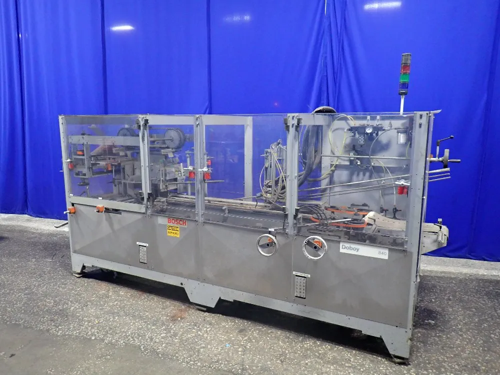 FORMING MACHINE 