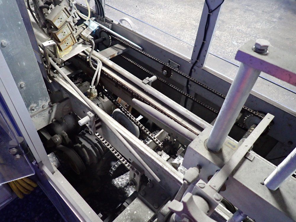 Bosch Forming Machine - 840 Carton Closer