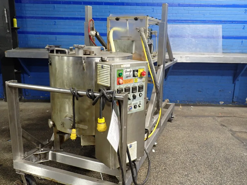 Savage Bros Co. Icing Machine - 133 Thch