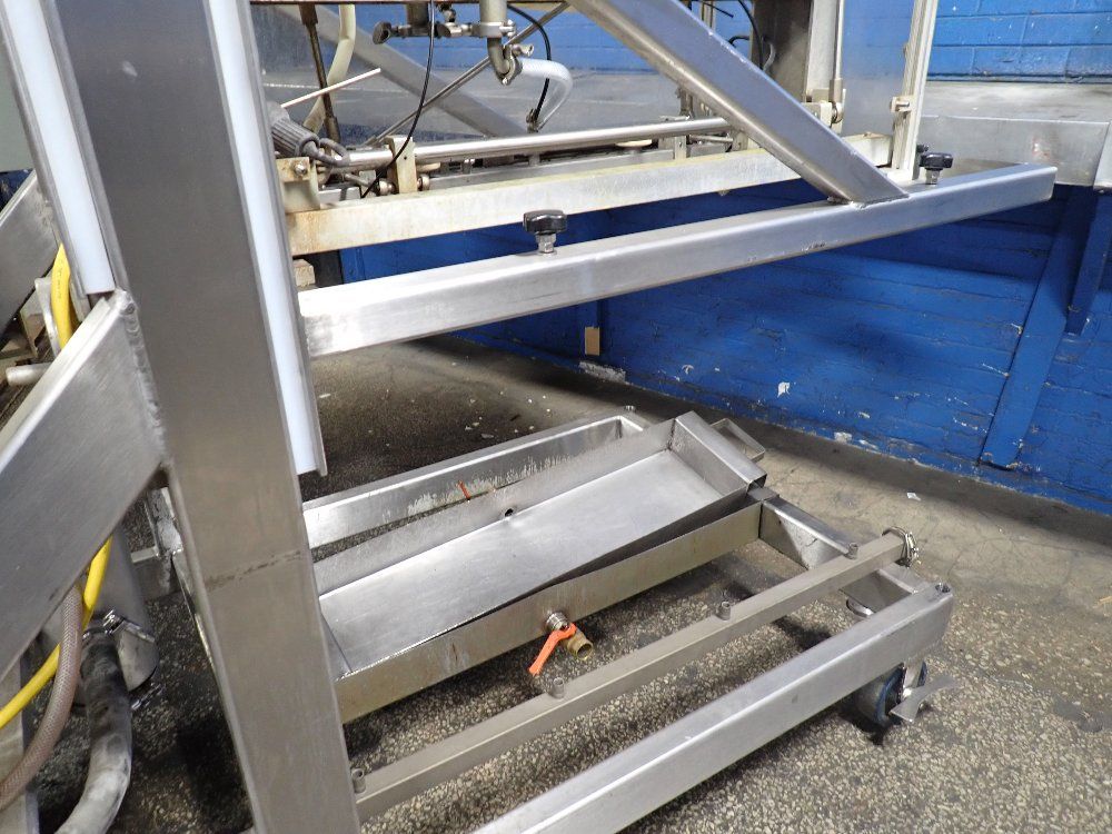 Savage Bros Co. Icing Machine - 133 Thch