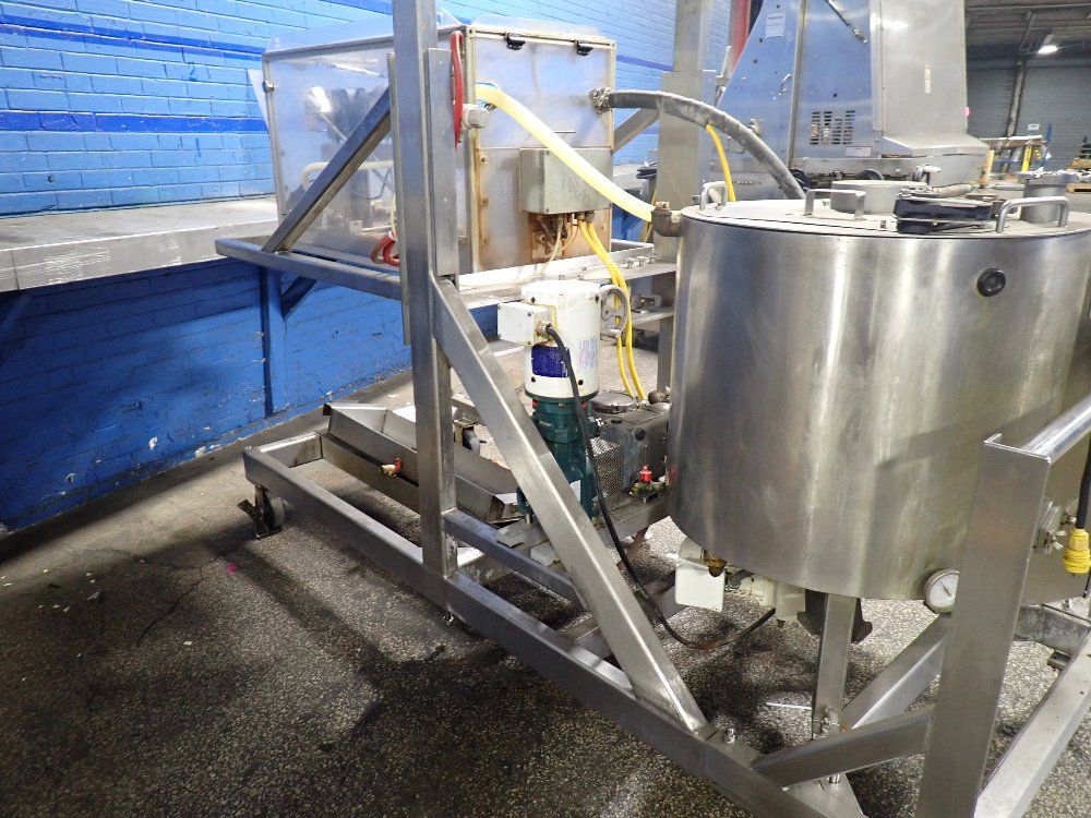 Savage Bros Co. Icing Machine - 133 Thch