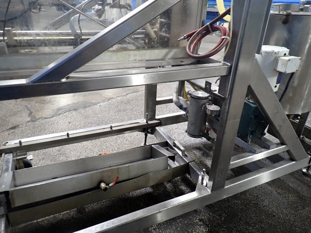 Savage Bros Co. Icing Machine - 133 Thch