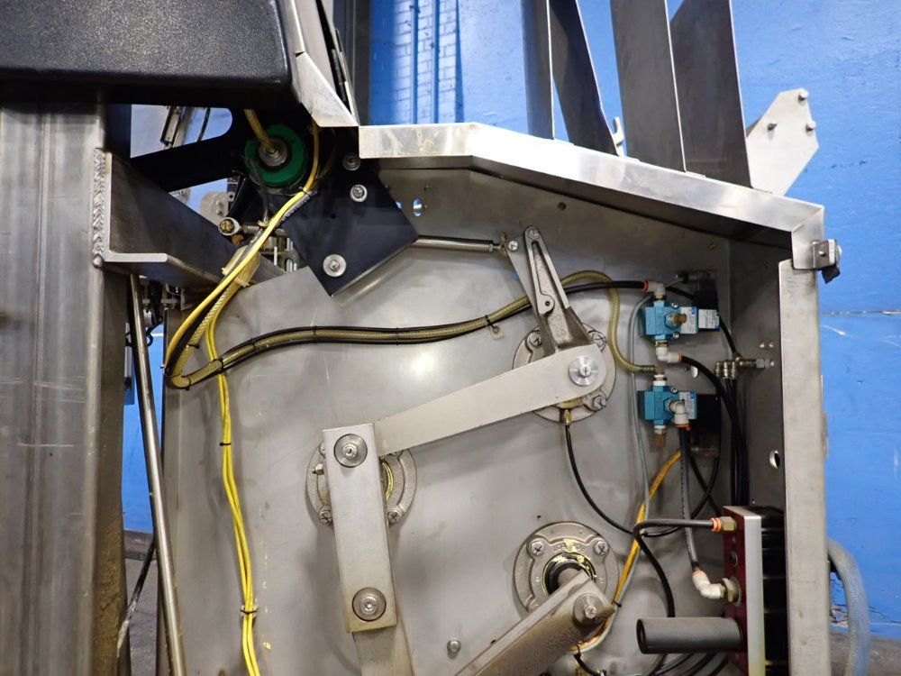 Klikok Woodman Feeder - Genesis-nordson