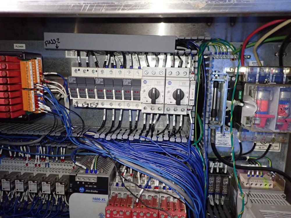 Klikok Woodman Feeder - Genesis-nordson