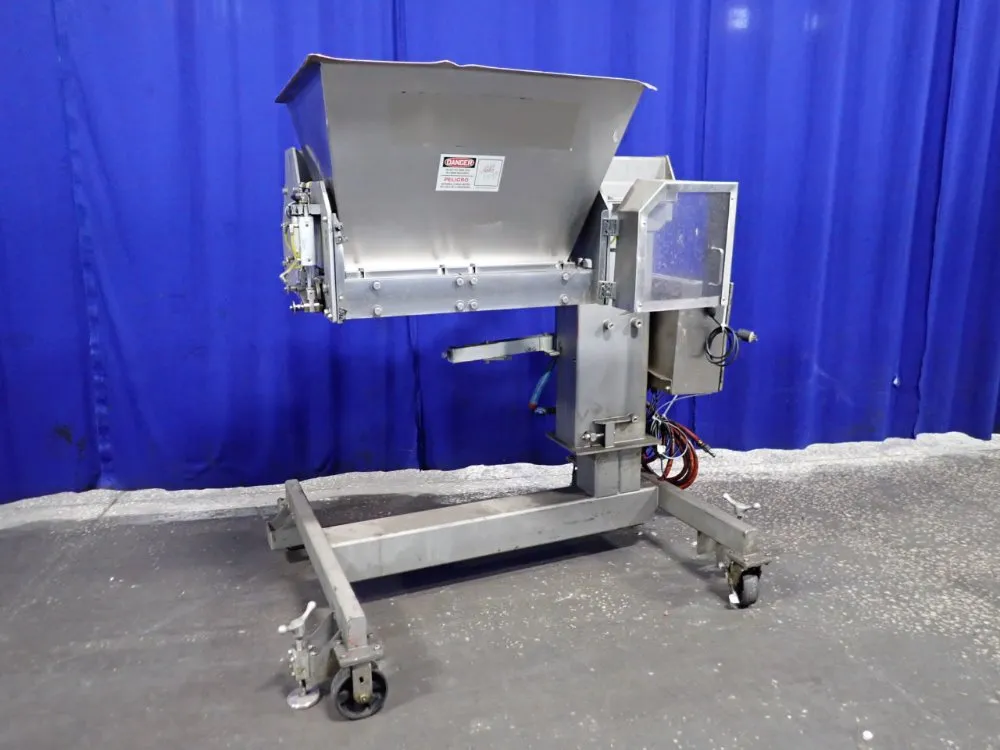 Hinds Bock 22" X 32" Filling Machine - 13p-01