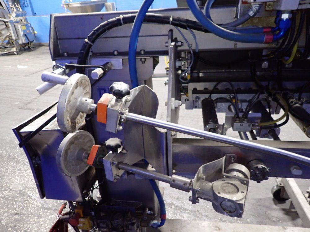 Hinds Bock 22" X 32" Filling Machine - 13p-01