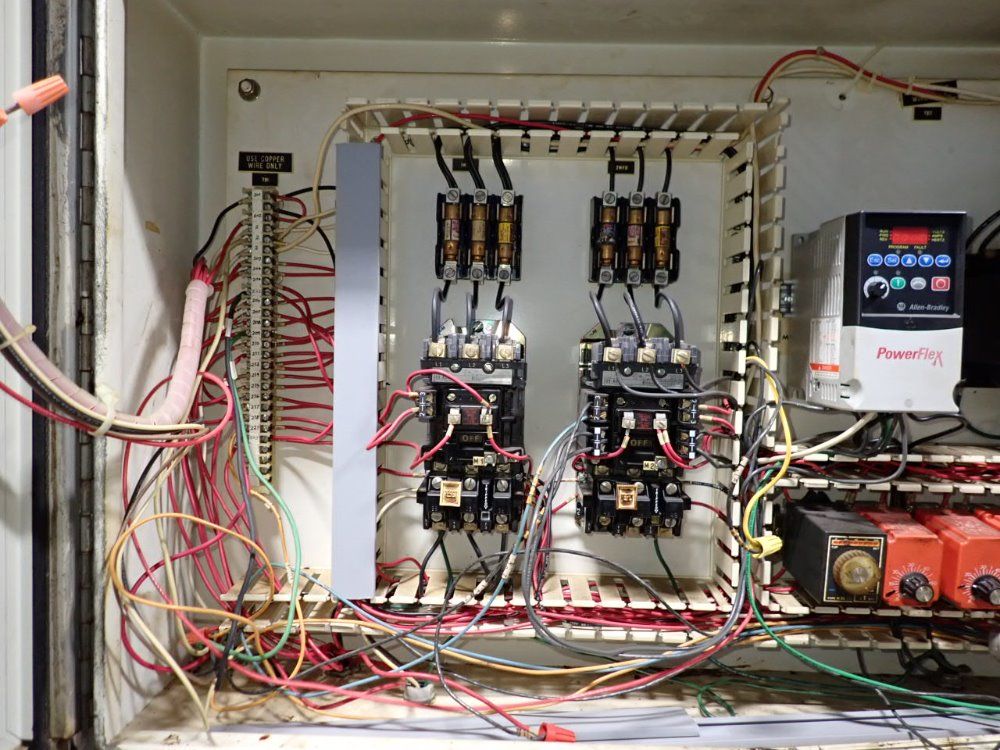 Velten & Pulver 205" Feeder