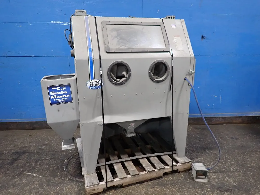 Skatblast 46" X 28" X 27 1/2" Blast Cabinet - 960