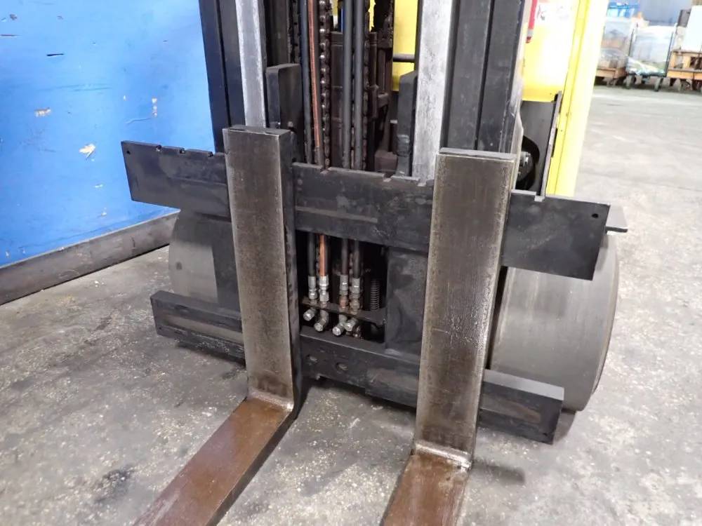 Hyster 10950 Lbs Propane Forklift - S120ft