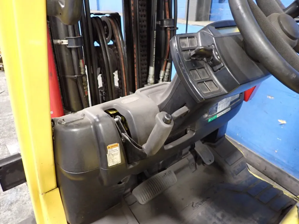 Hyster 10950 Lbs Propane Forklift - S120ft