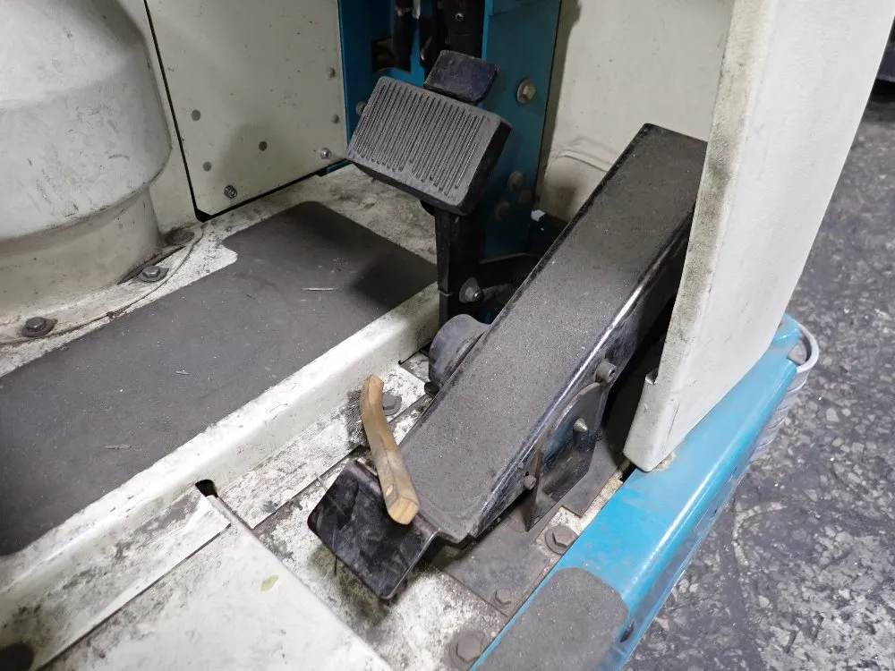 Tennant 47" Floor Scrubber - 7300