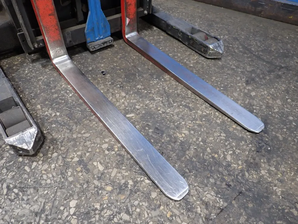 Raymond 4500 Lbs Stand Up Forklift - East R45tt