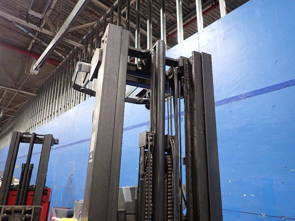 Raymond 4500 Lbs Stand Up Forklift - East R45tt