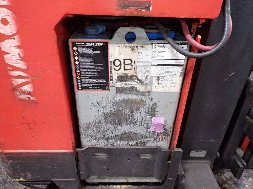 Raymond 4500 Lbs Stand Up Forklift - East R45tt