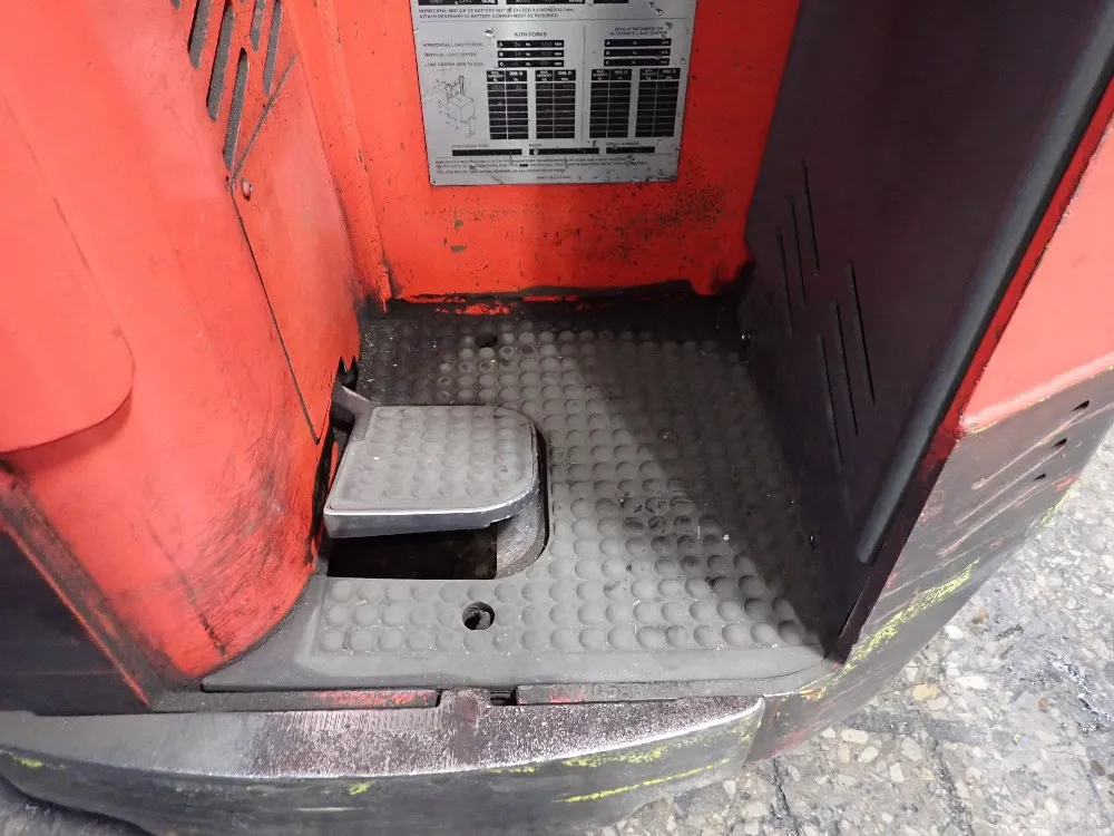 Raymond 4500 Lbs Stand Up Forklift - East R45tt