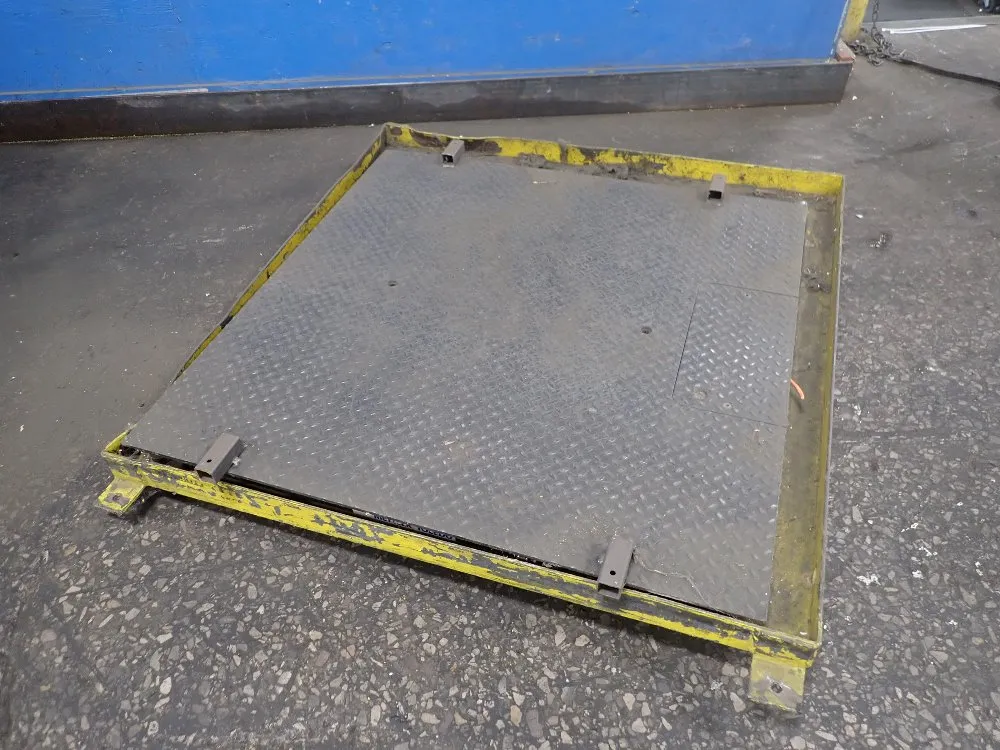 Mettler Teledo 2500 Lbs Scale - Tb600342