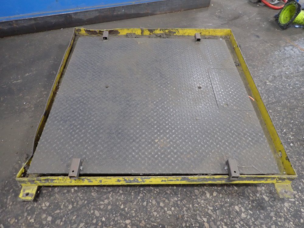 Mettler Teledo 2500 Lbs Scale - Tb600342