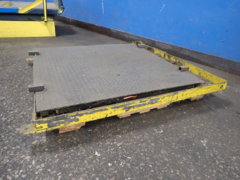 Mettler Teledo 2500 Lbs Scale - Tb600342