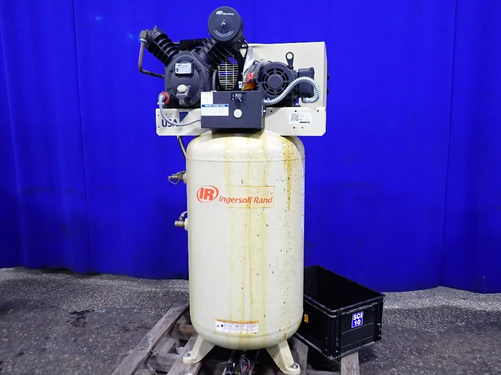 AIR COMPRESSOR