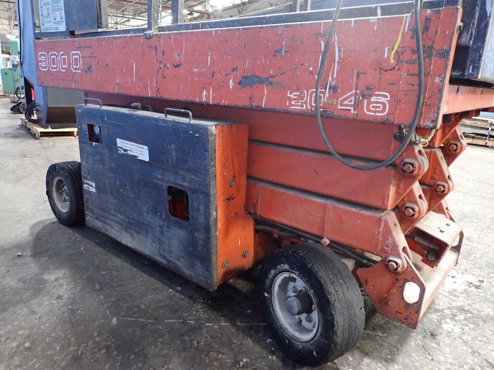 Economy 1500 Lbs Scissor Lift - 2046