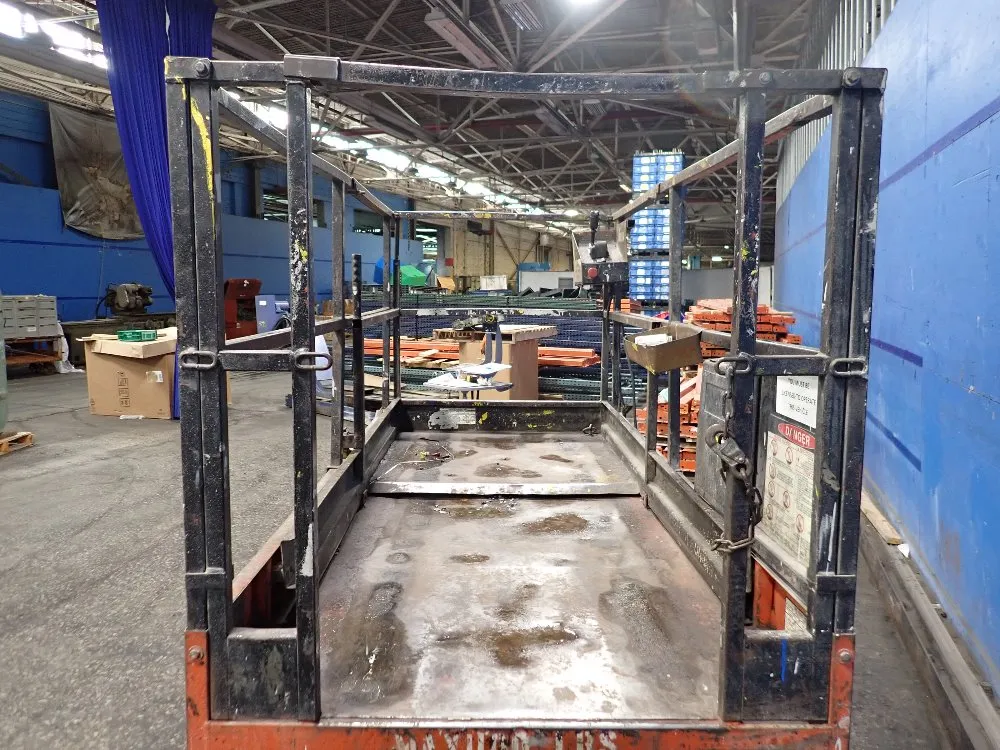 Economy 1500 Lbs Scissor Lift - 2046