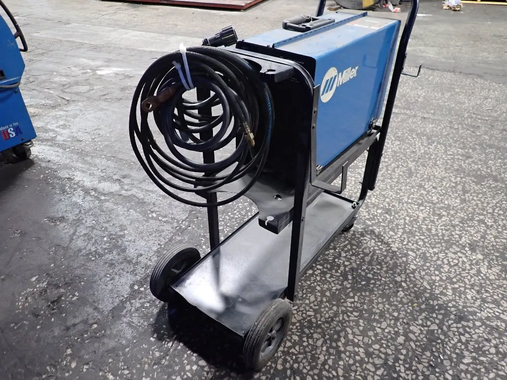 Miller 400 Amp Wire Feeder - Xr Control