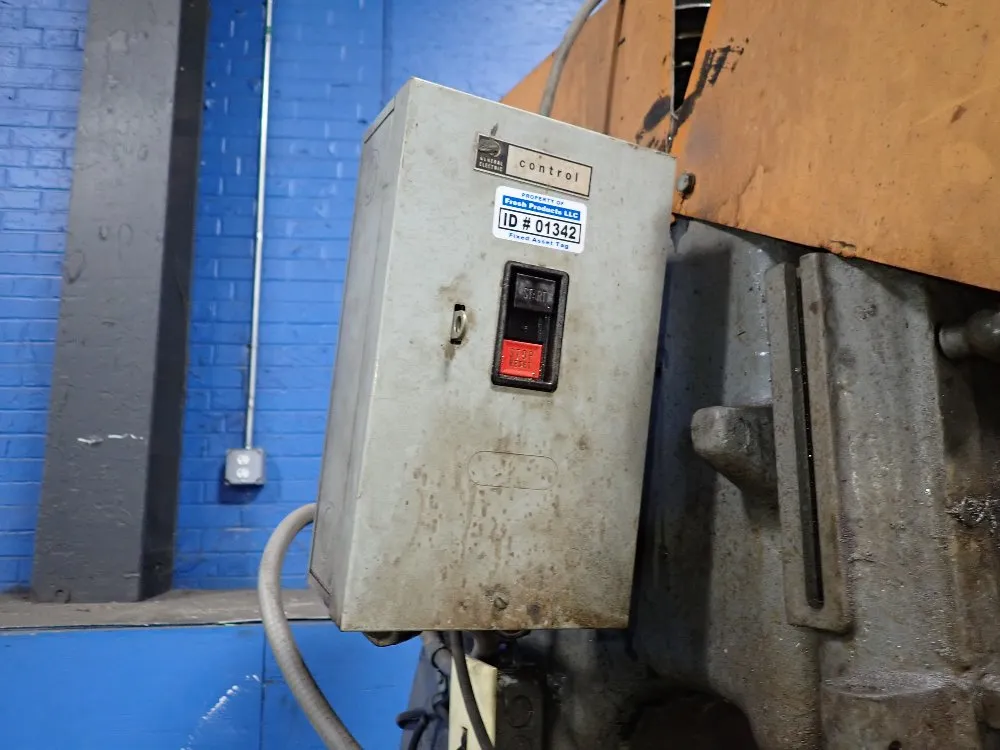 Brown & Sharpe 11 3/4" X 32" Vertical Mill - No.1