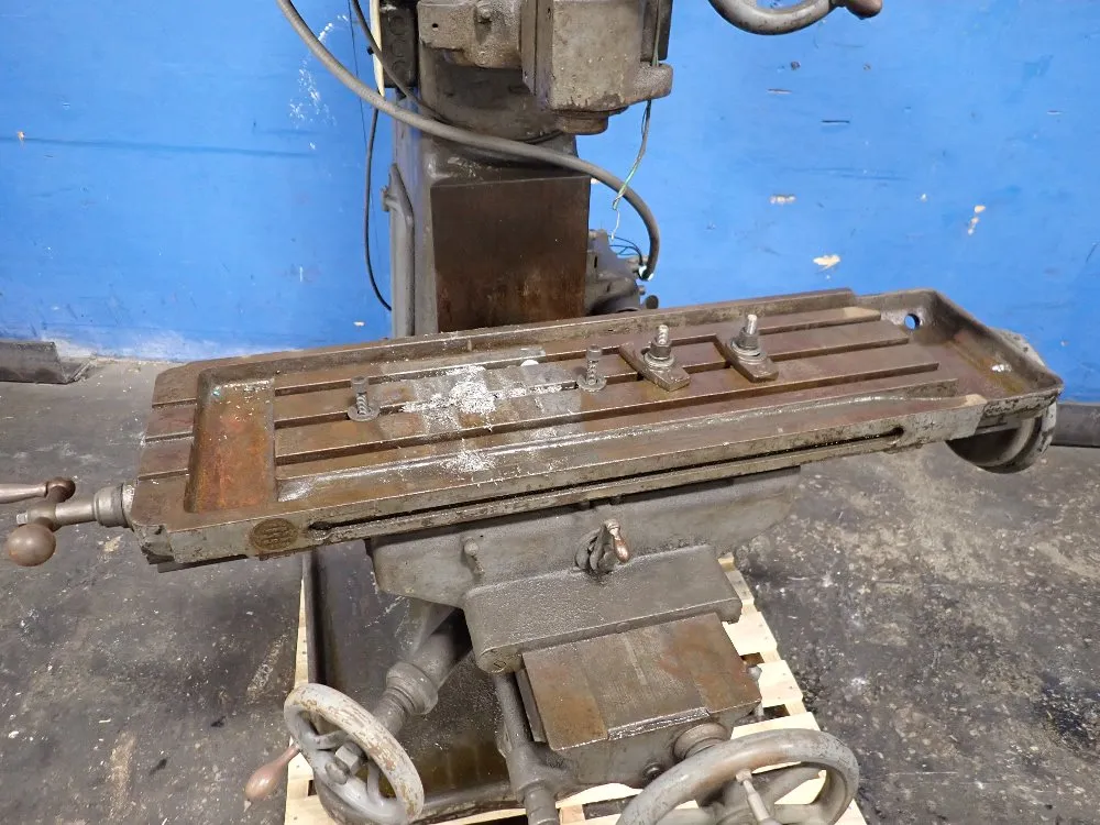 Brown & Sharpe 11 3/4" X 32" Vertical Mill - No.1