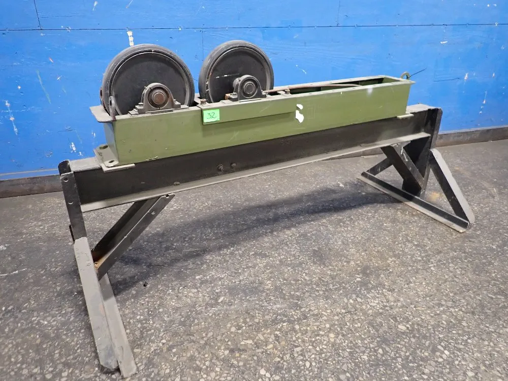 TANK ROLLER