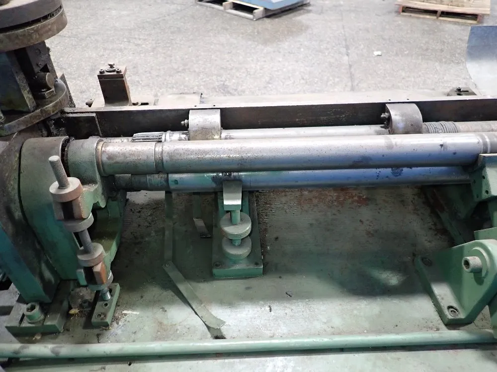 Maplewood 65" Roller