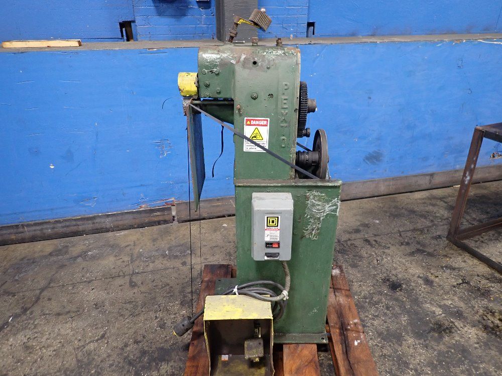 Pexto Beader/crimper