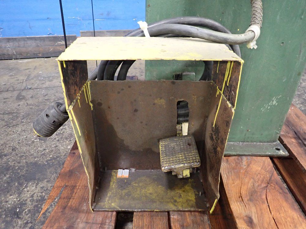 Pexto Beader/crimper