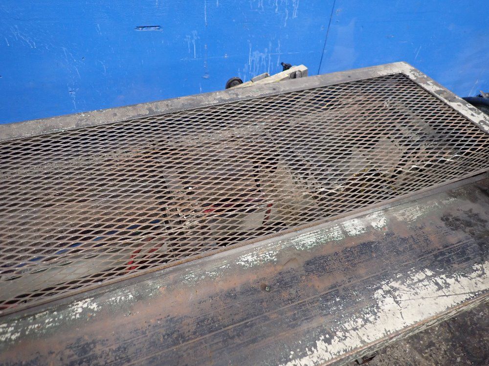 Berry Industries Feeder