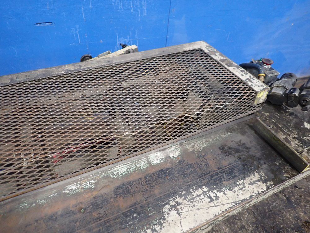 Berry Industries Feeder