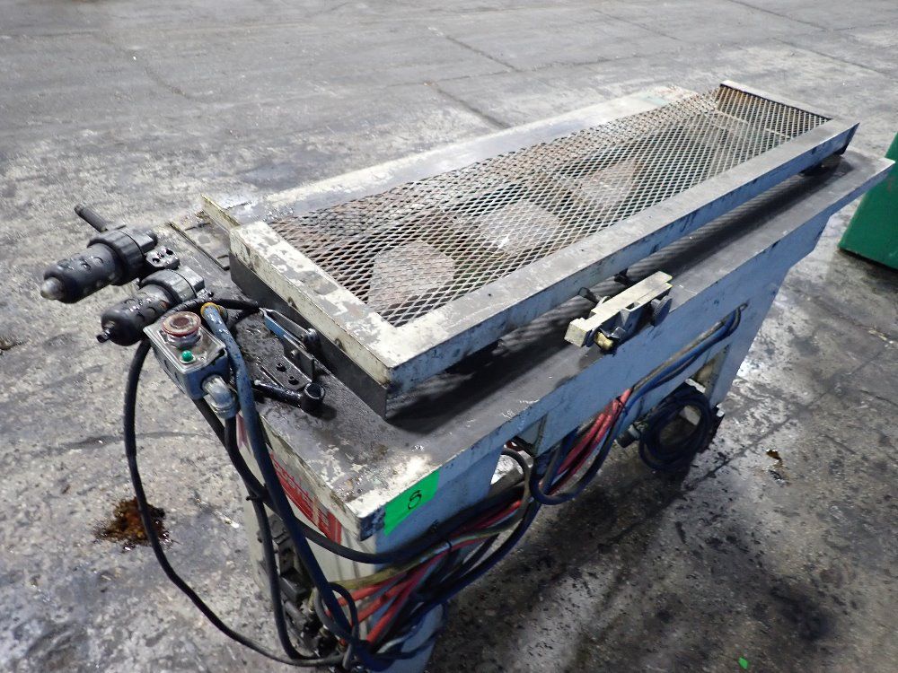 Berry Industries Feeder