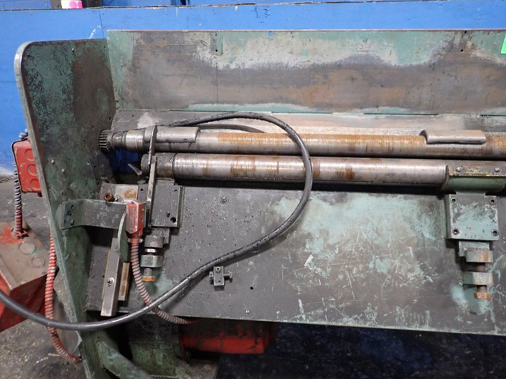 P&j Machine 124" Plate Bending Roll