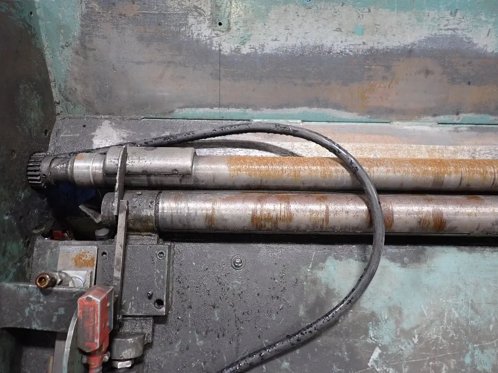 P&j Machine 124" Plate Bending Roll